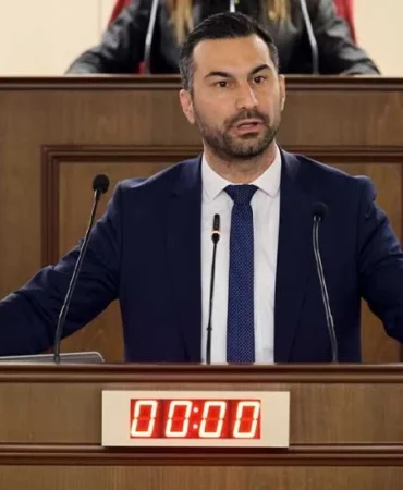 v2rnsolyal_1702644329