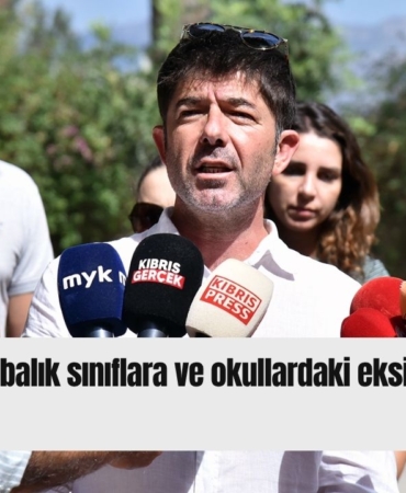 Kırmızı Sade Ekonomi Haber Manşeti Youtube Küçük Resmi - 2026-10-01T142231.841