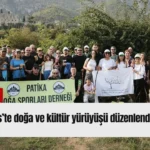 Kırmızı Sade Ekonomi Haber Manşeti Youtube Küçük Resmi - 2026-10-15T101444.529